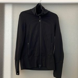 Lululemon full size sweater size 8